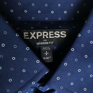 Men’s Express Long Sleeve Modern Fit Size Small